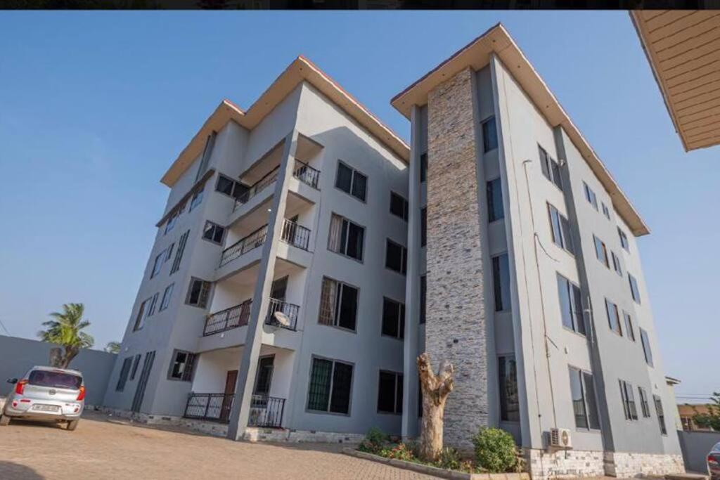 Cozy Penthouse ,Accra Ghana Owuraman ภายนอก รูปภาพ